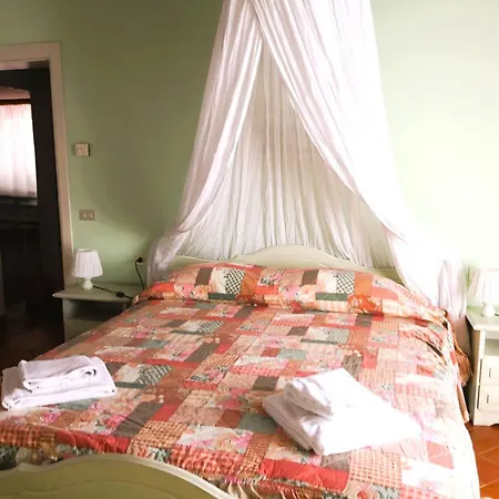 Vier-zimmer-wohnung Collelungo Mit 1 Badezimmer By Interhome